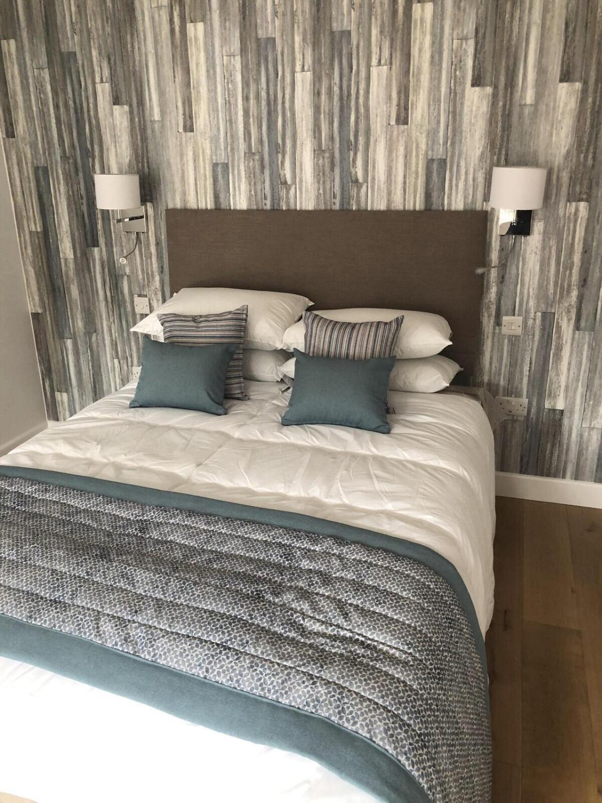 Hamilton Arms Suites Midhurst Szoba fotó